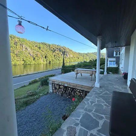 Le Paradis Mosan Waulsort