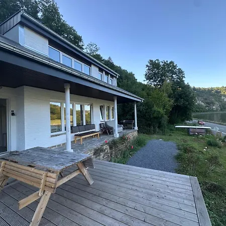 Le Paradis Mosan Ferienhaus *